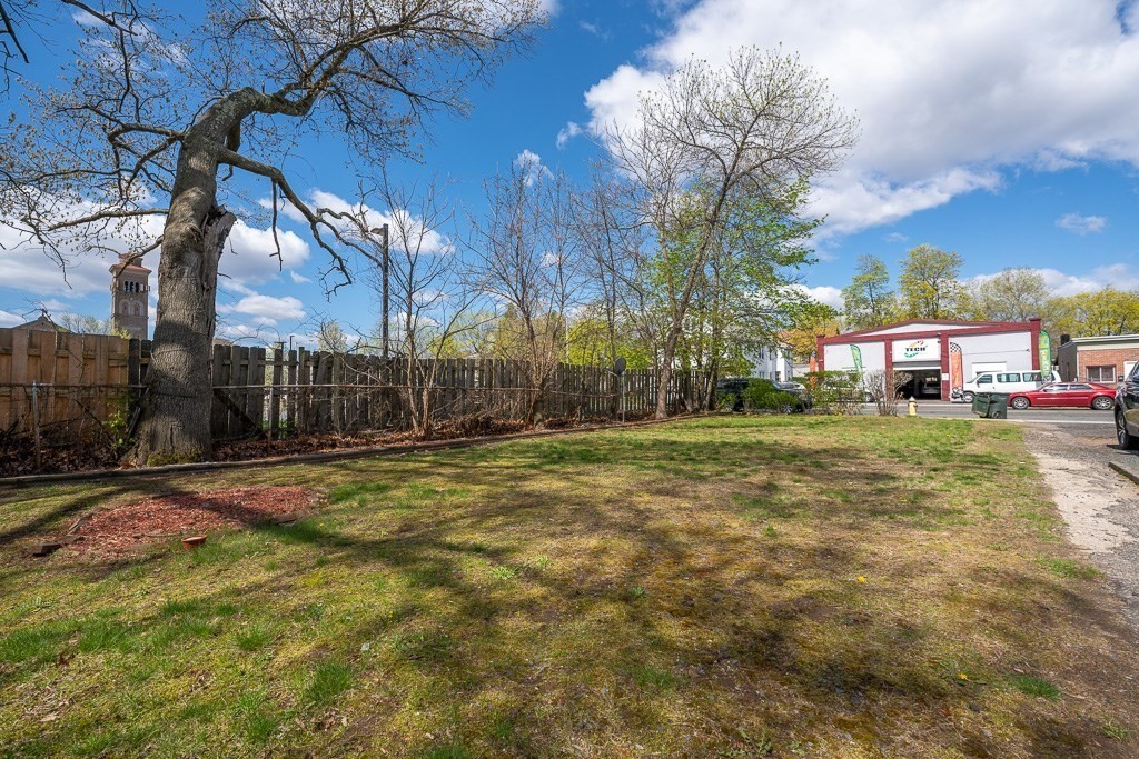 653 Carew Street Springfield, MA 01104 - Photo 22 of 28 Gallery Image 22