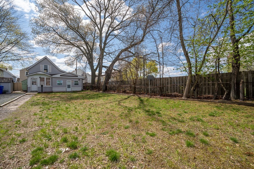 653 Carew Street Springfield, MA 01104 - Photo 26 of 28 Gallery Image 26