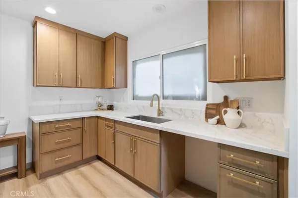 $749,000 | 4239 South Raymond Avenue, Los Angeles, CA 90037