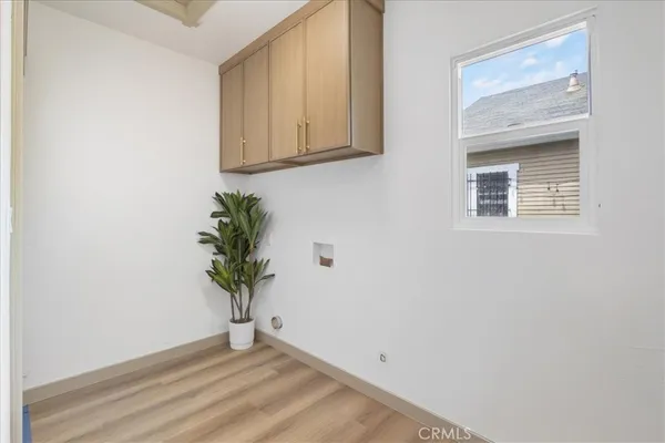 $749,000 | 4239 South Raymond Avenue, Los Angeles, CA 90037