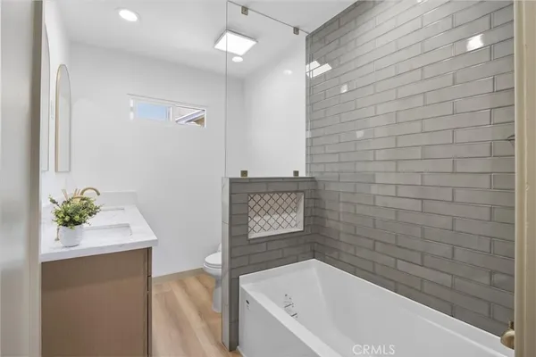 $749,000 | 4239 South Raymond Avenue, Los Angeles, CA 90037