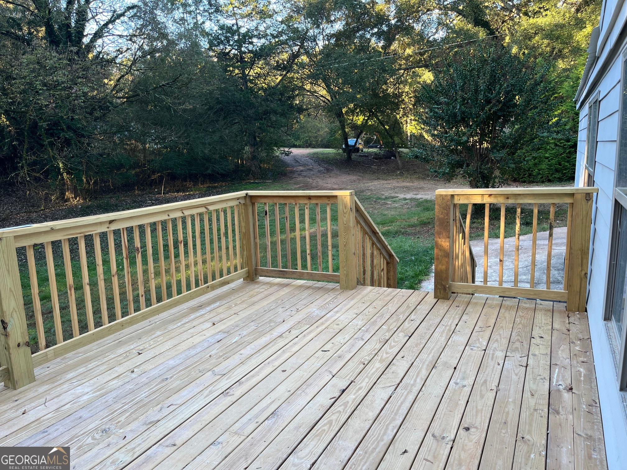 200 Cheatham Drive Athens, GA 30606 - Photo 25 of 36 a view of balcony with wooden floor and fence