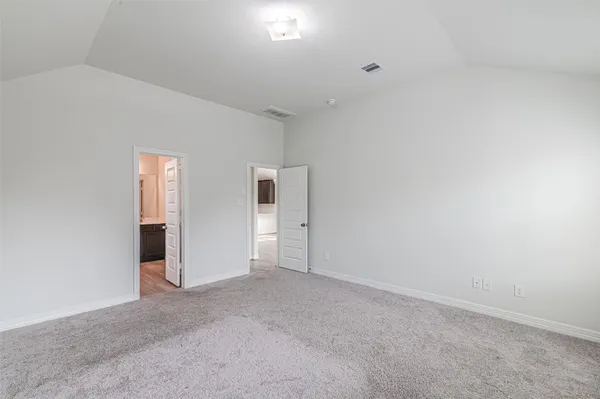$2,280 | 7431 Sail Hl Drive, Cypress, TX 77433