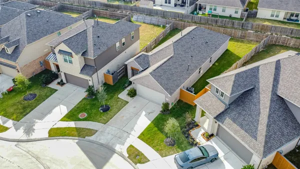 $2,280 | 7431 Sail Hl Drive, Cypress, TX 77433