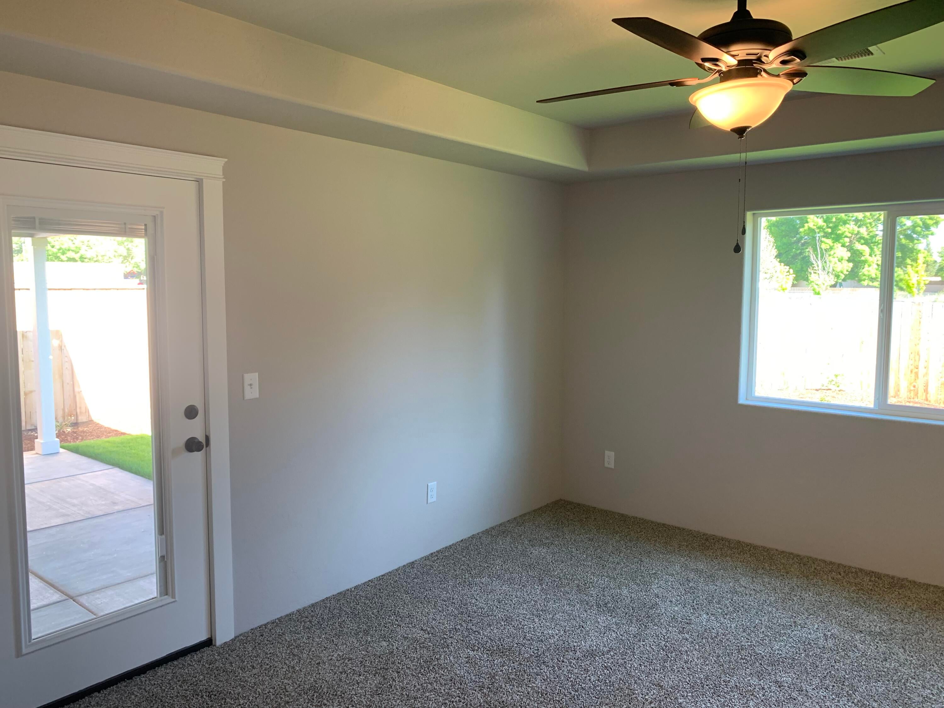 259 Samuel Lane Loop Road Phoenix, OR 97535 - Photo 13 of 22 Master Bed