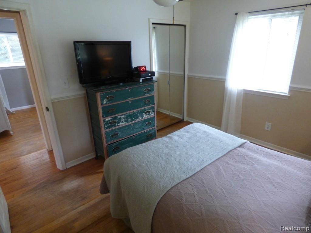 543 Lake George Road Oakland, MI 48363 - Photo 16 of 35