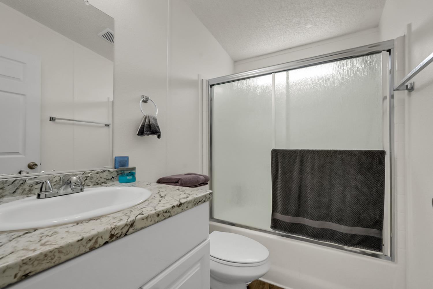 4812 Esmar Road, Unit 9 Ceres, CA 95307 - Photo 11 of 21