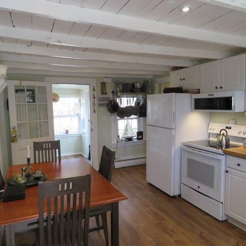 1 Old Port Road Kennebunk, ME 04043 - Photo 8 of 29 8 Kitchen