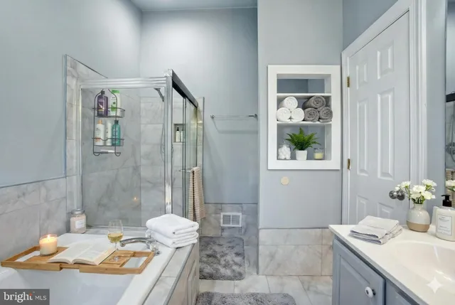 $2,999 | 673 Budleigh Circle, Lutherville-Timonium, MD 21093