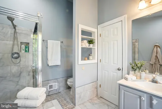 $2,999 | 673 Budleigh Circle, Lutherville-Timonium, MD 21093