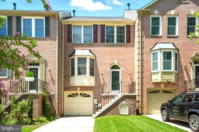 $2,999 | 673 Budleigh Circle, Lutherville-Timonium, MD 21093