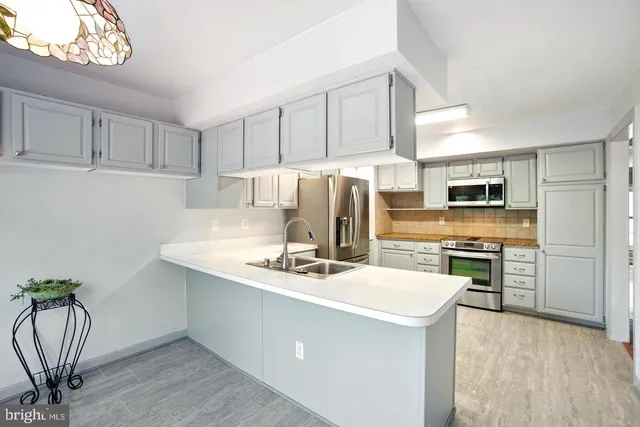 $2,999 | 673 Budleigh Circle, Lutherville-Timonium, MD 21093