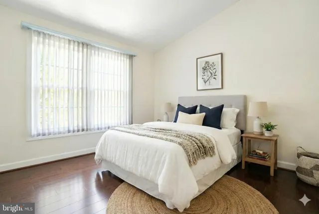 $2,999 | 673 Budleigh Circle, Lutherville-Timonium, MD 21093