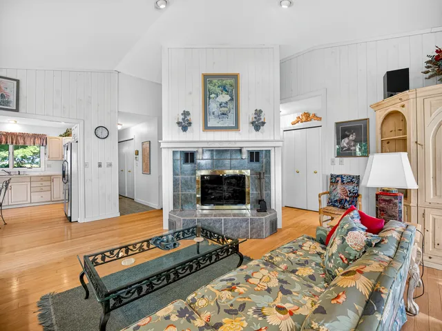 $840,000 | 4569 South Lakeshore Drive, Ludington, MI 49431