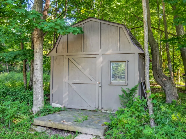 $840,000 | 4569 South Lakeshore Drive, Ludington, MI 49431