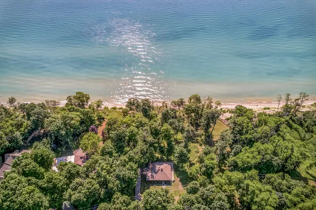 $840,000 | 4569 South Lakeshore Drive, Ludington, MI 49431