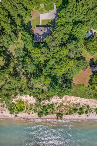 $840,000 | 4569 South Lakeshore Drive, Ludington, MI 49431