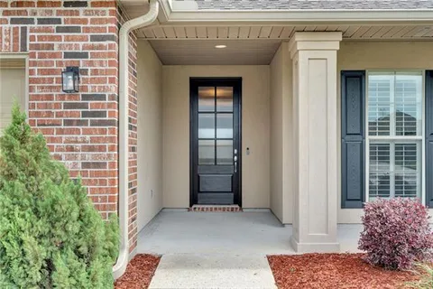 $412,000 | 113 Lake Catherine Drive, Luling, LA 70070