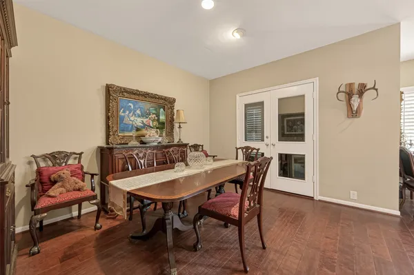 $465,000 | 262 Sugar Berry Circle, Houston, TX 77024