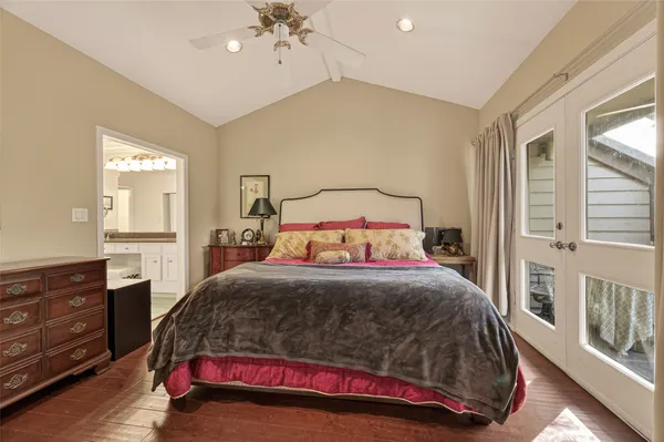 $465,000 | 262 Sugar Berry Circle, Houston, TX 77024