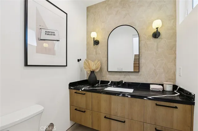 $2,349,000 | 1914 Belmont Lane, Unit B, Redondo Beach, CA 90278