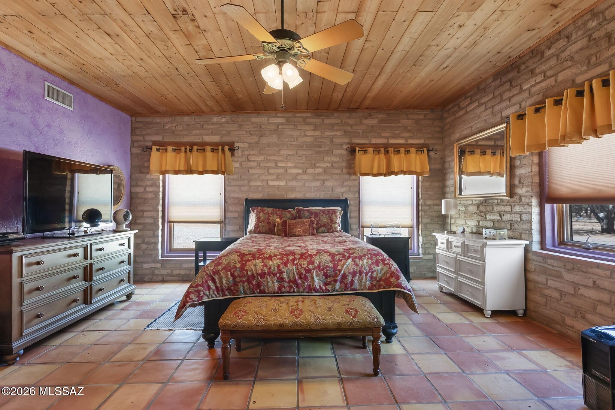 5216 West Arivaca Road Amado, AZ 85645 - Photo 17 of 50 Primary Bedroom