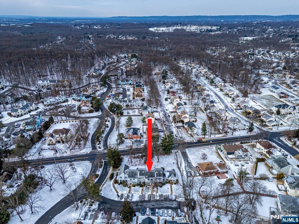 304 Maplecrest Road, Unit 304 Edison, NJ 08820 - Photo 35 of 38