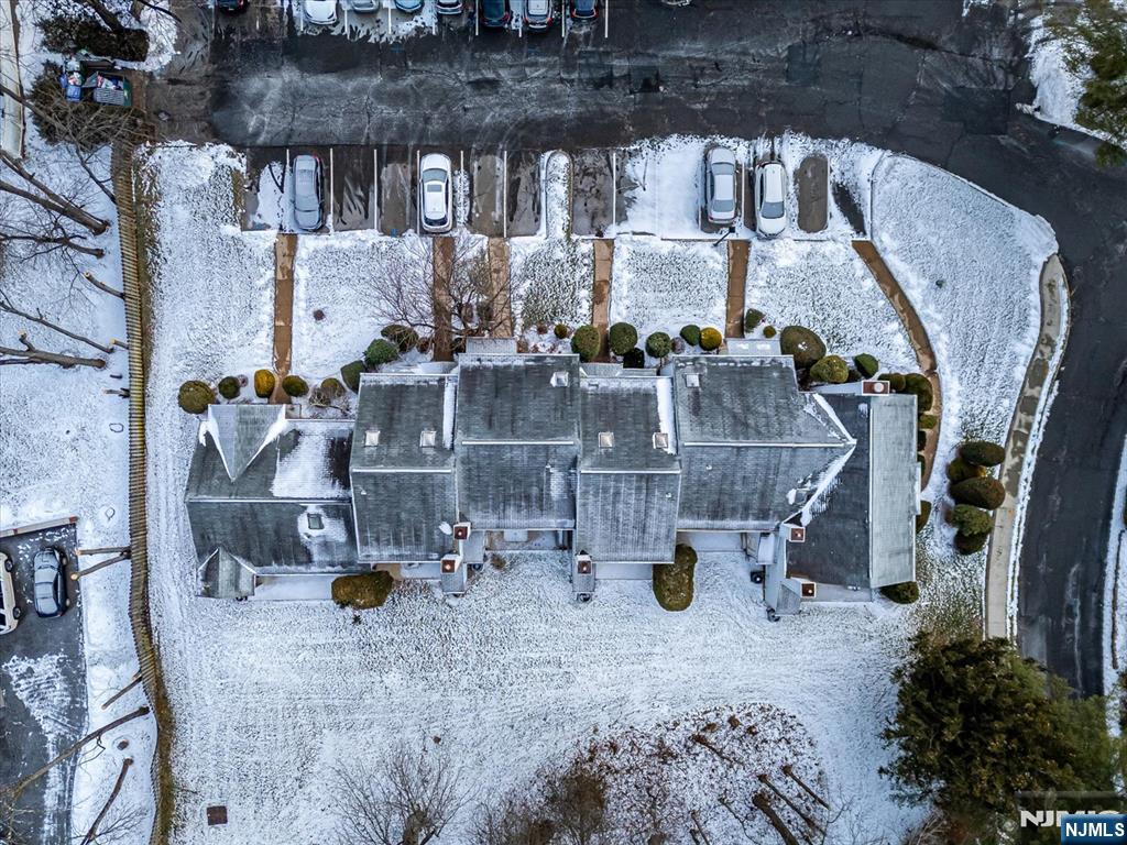 304 Maplecrest Road, Unit 304 Edison, NJ 08820 - Photo 8 of 38