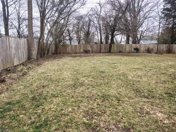 $1,700 | 130 Sunview Avenue, High Point, NC 27265