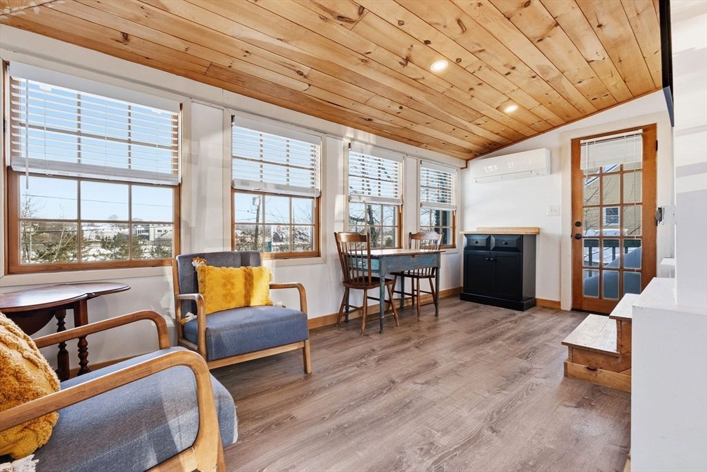 16 River Street Salem, MA 01970 - Photo 4 of 25