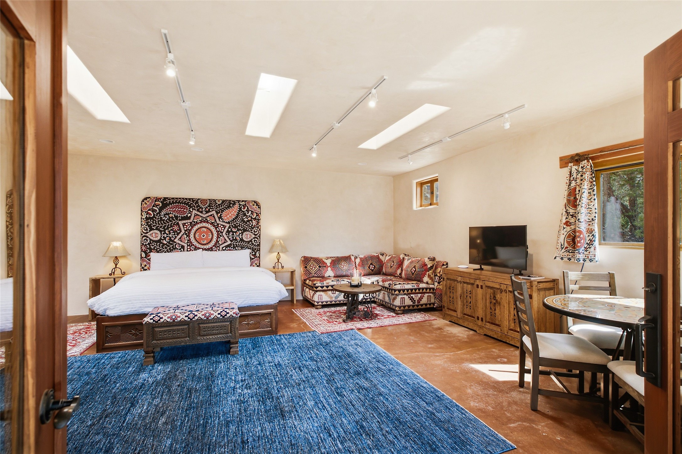 1564 Cerro Gordo Road Santa Fe, NM 87501 - Photo 45 of 63