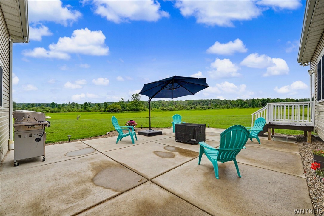 6537 Stinson Road Arcade, NY 14009 - Photo 6 of 40 Lovely Patio