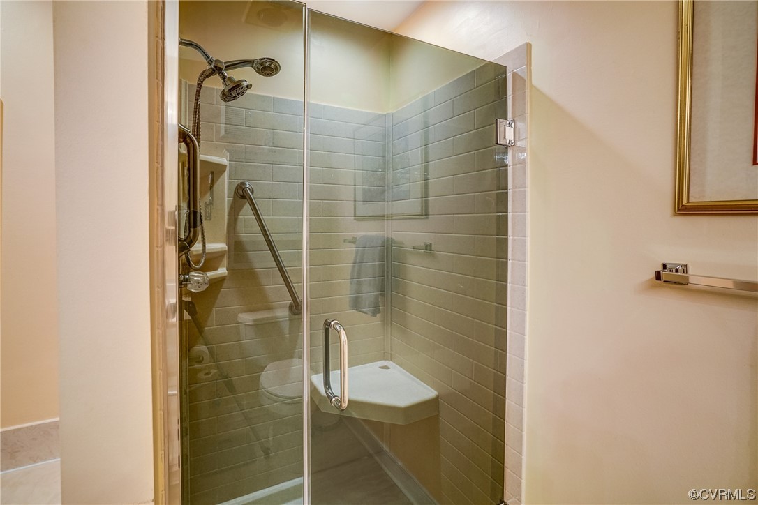 3113 Stony Point Road, Unit UE Richmond, VA 23235 - Photo 35 of 48 a bathroom with a shower