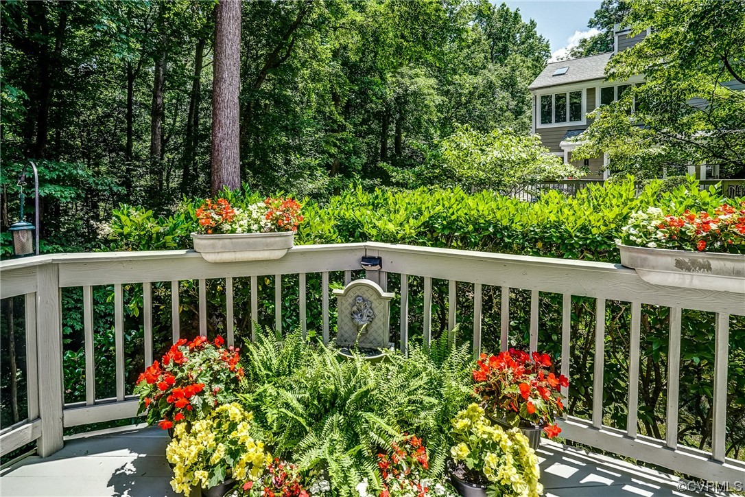 3113 Stony Point Road, Unit UE Richmond, VA 23235 - Photo 45 of 48 a view of a wooden bench in the garden