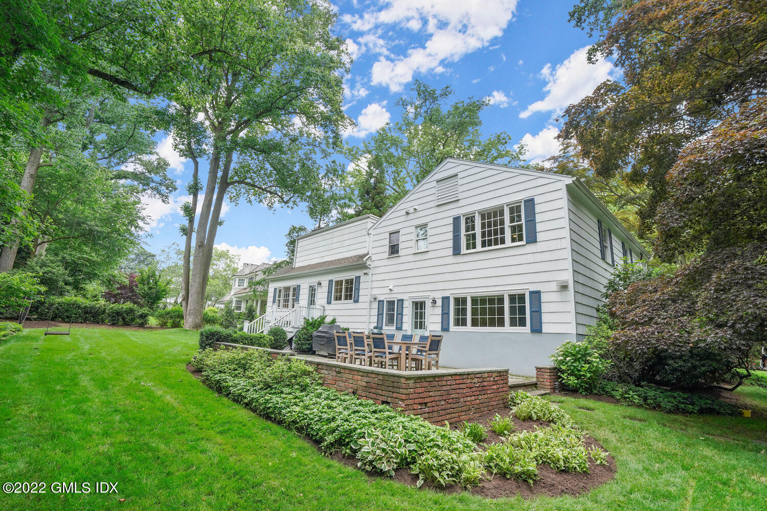 32 Welwyn Rd Riverside CT-large-030-033-