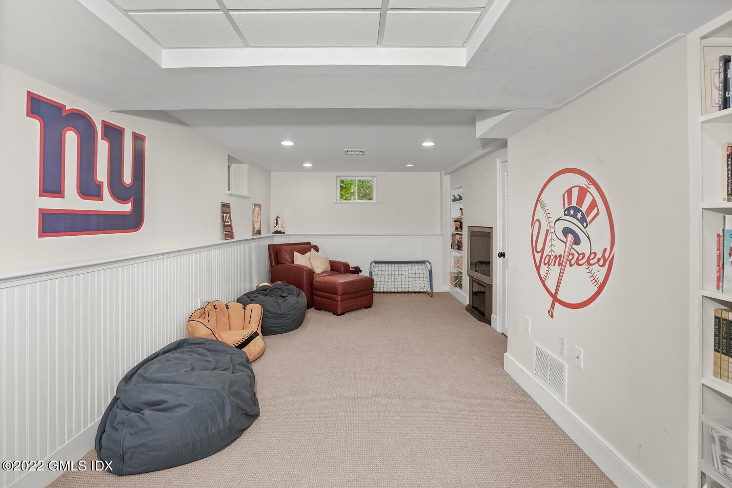 32 Welwyn Road Riverside, CT 06878 - Photo 26 of 35 32 Welwyn Rd Riverside CT-large-026-046-