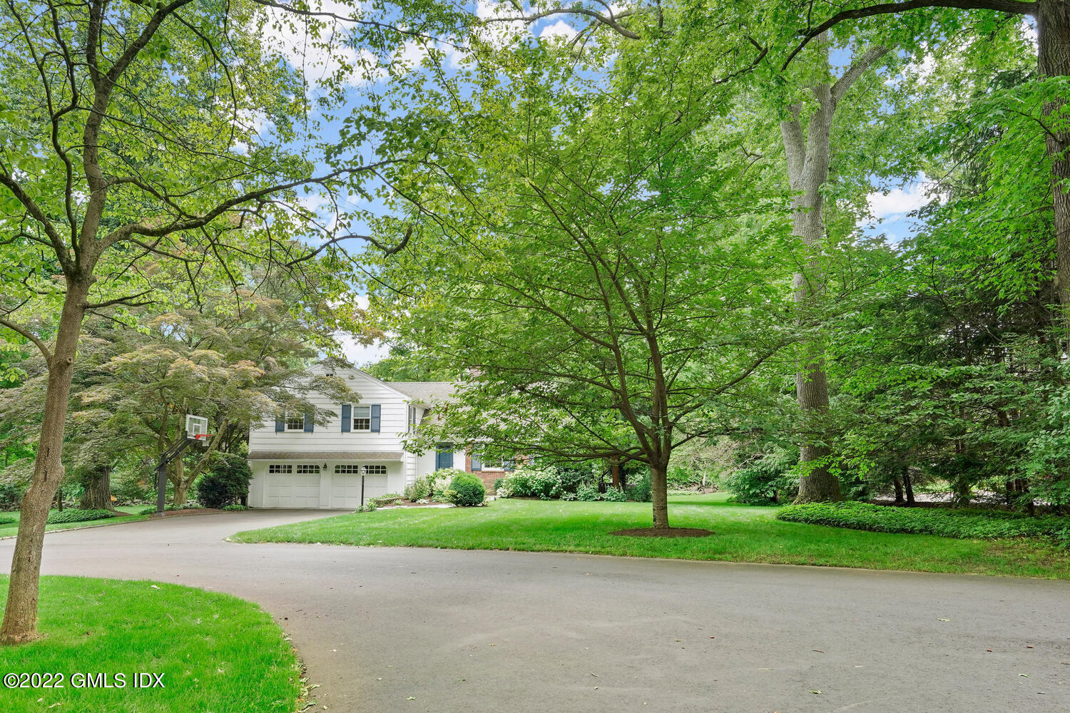 32 Welwyn Road Riverside, CT 06878 - Photo 29 of 35 32 Welwyn Rd Riverside CT-large-034-025-