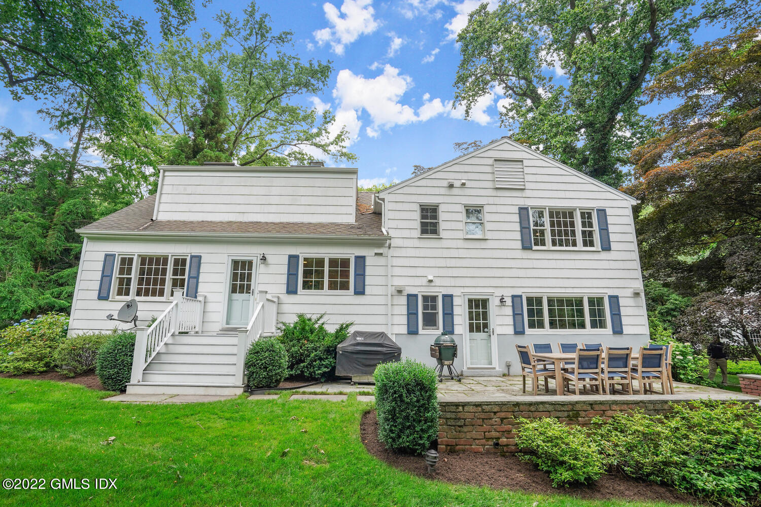 32 Welwyn Road Riverside, CT 06878 - Photo 5 of 35 32 Welwyn Rd Riverside CT-large-029-029-