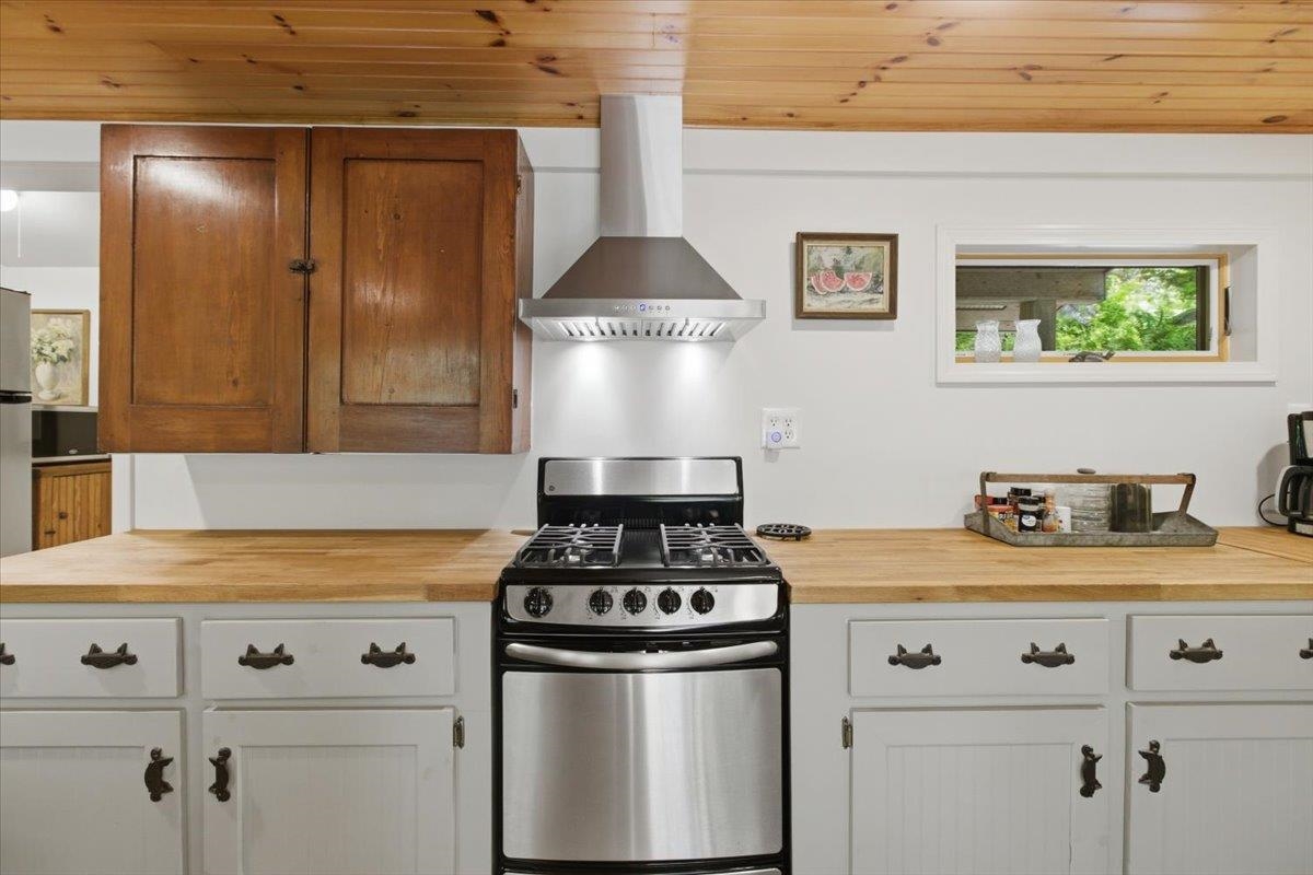 1100 Houghtonville Road Grafton, VT 05146 - Photo 17 of 50
