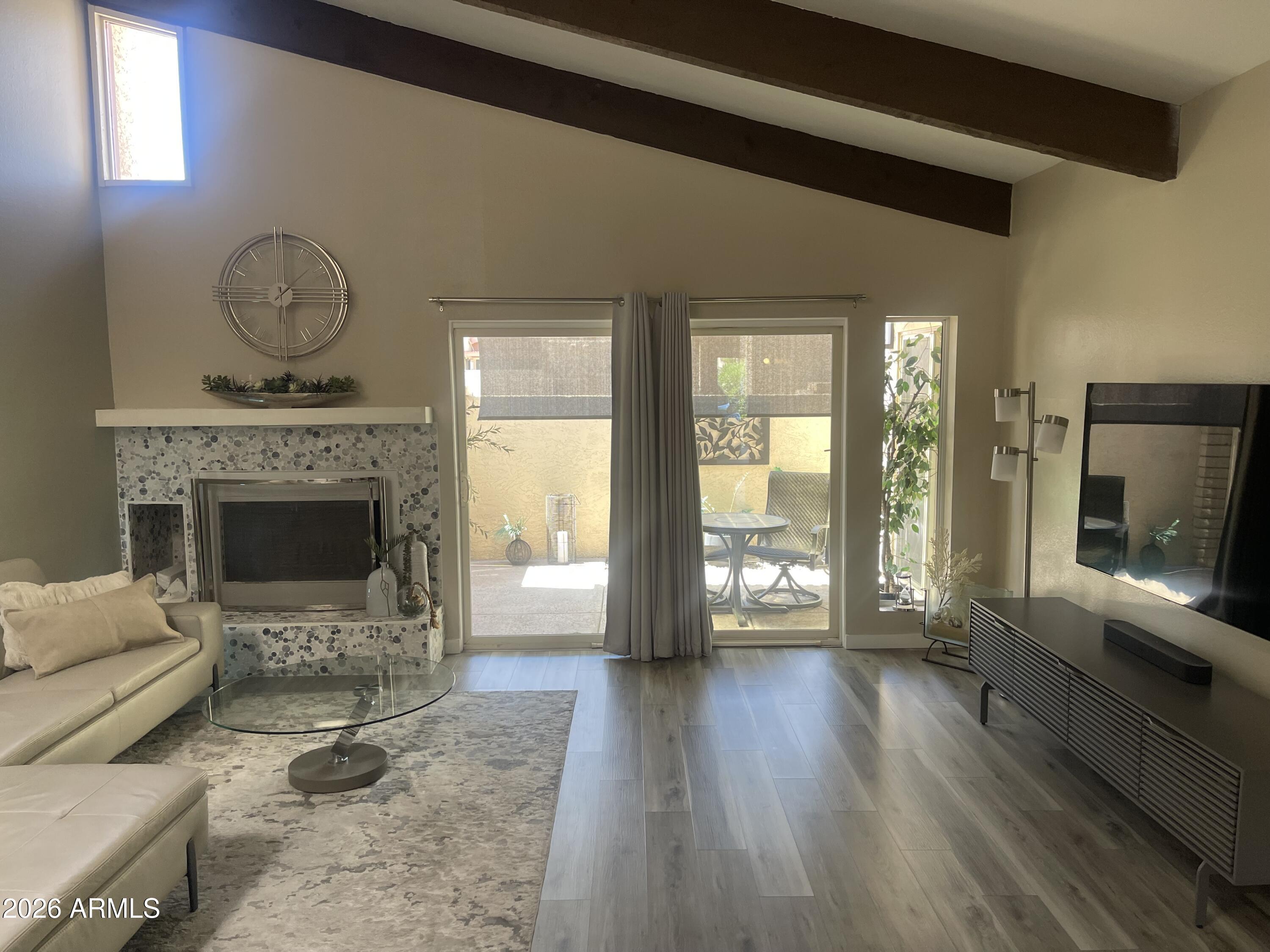 2701 East Cactus Road Phoenix, AZ 85028 - Photo 3 of 57