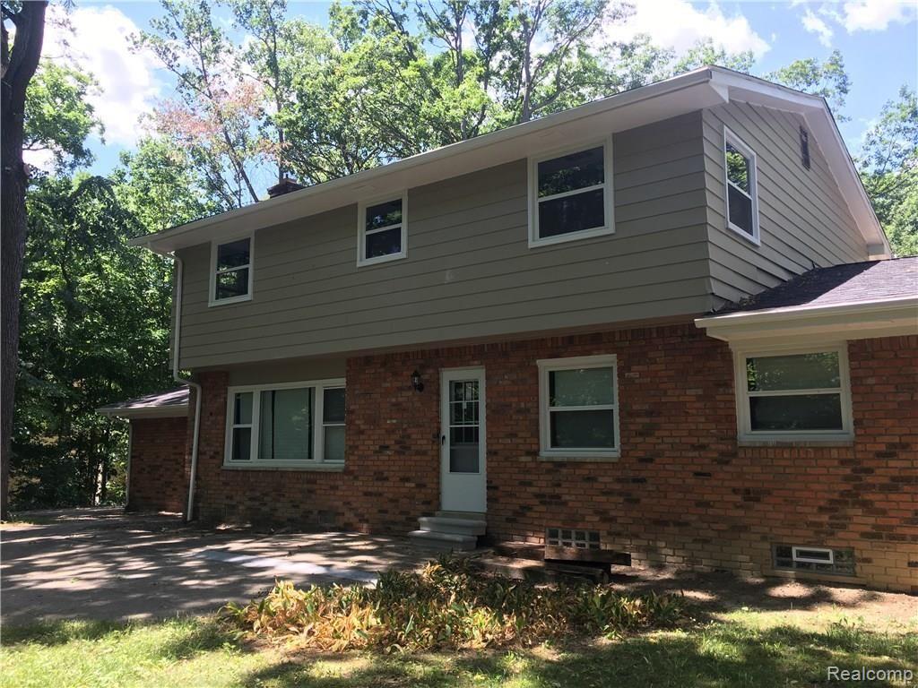 36415 Paddleford Road Farmington Hills, MI 48331 - Photo 3 of 22