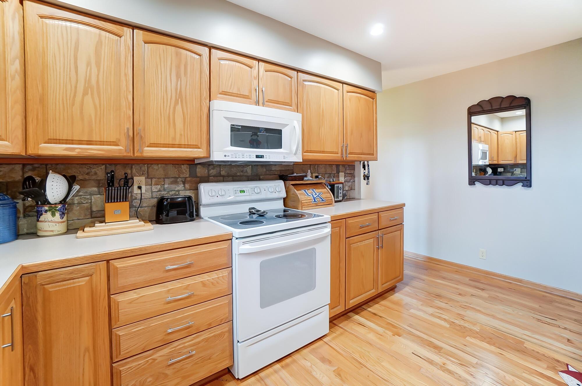 13180 Trenton Road Galena, OH 43021 - Photo 13 of 49 018