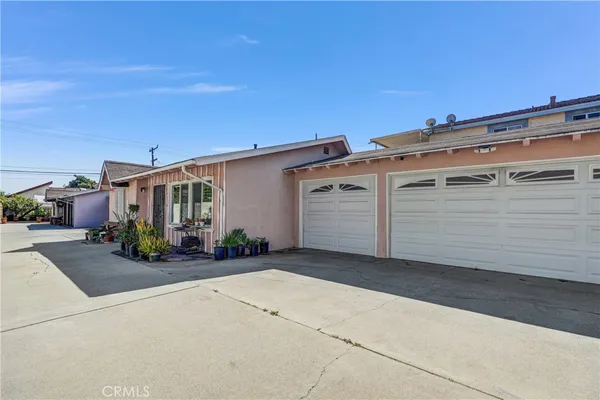 a view of a house with a garage
