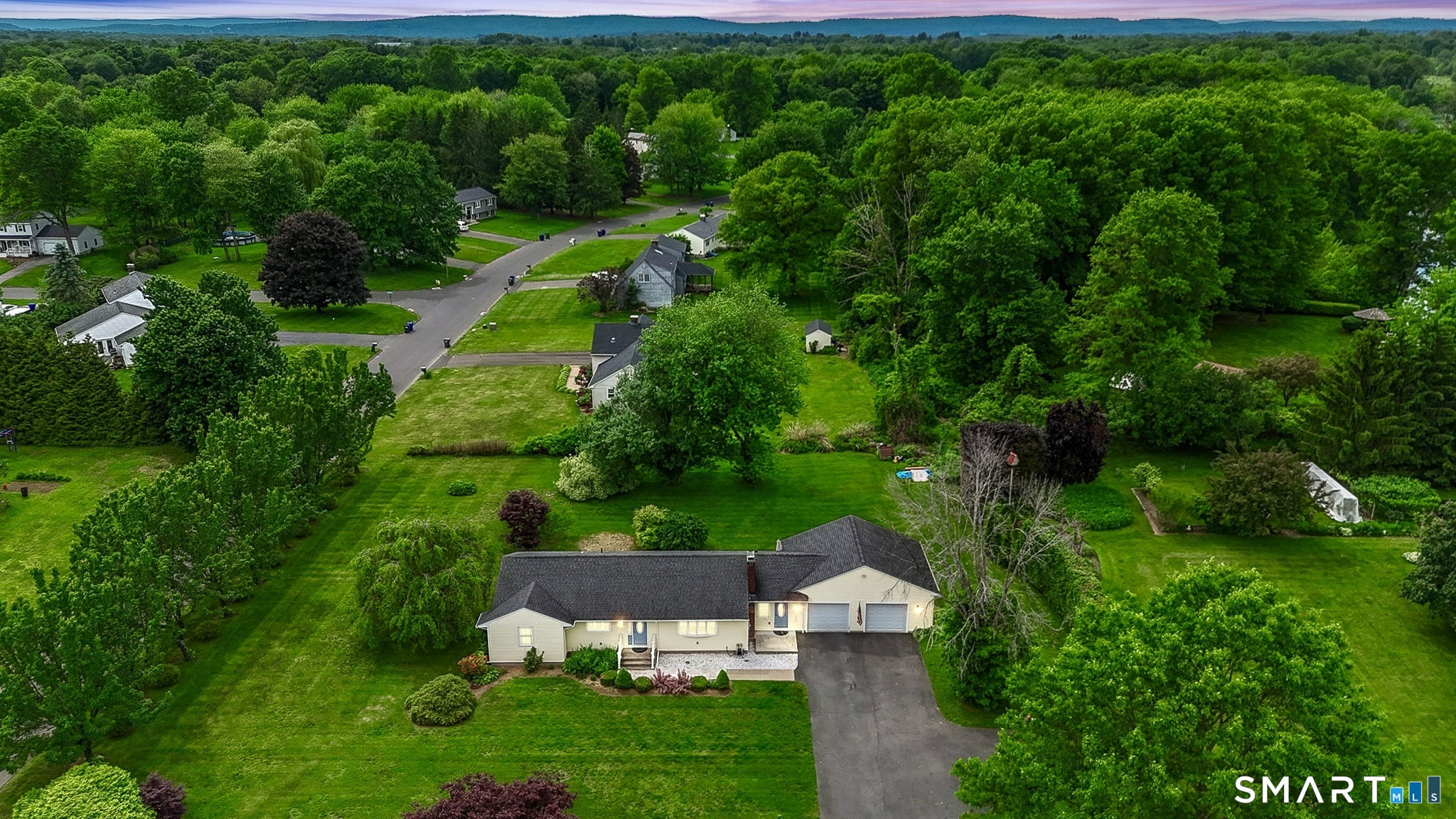 625 Mather Street Suffield, CT 06078 - Photo 2 of 23
