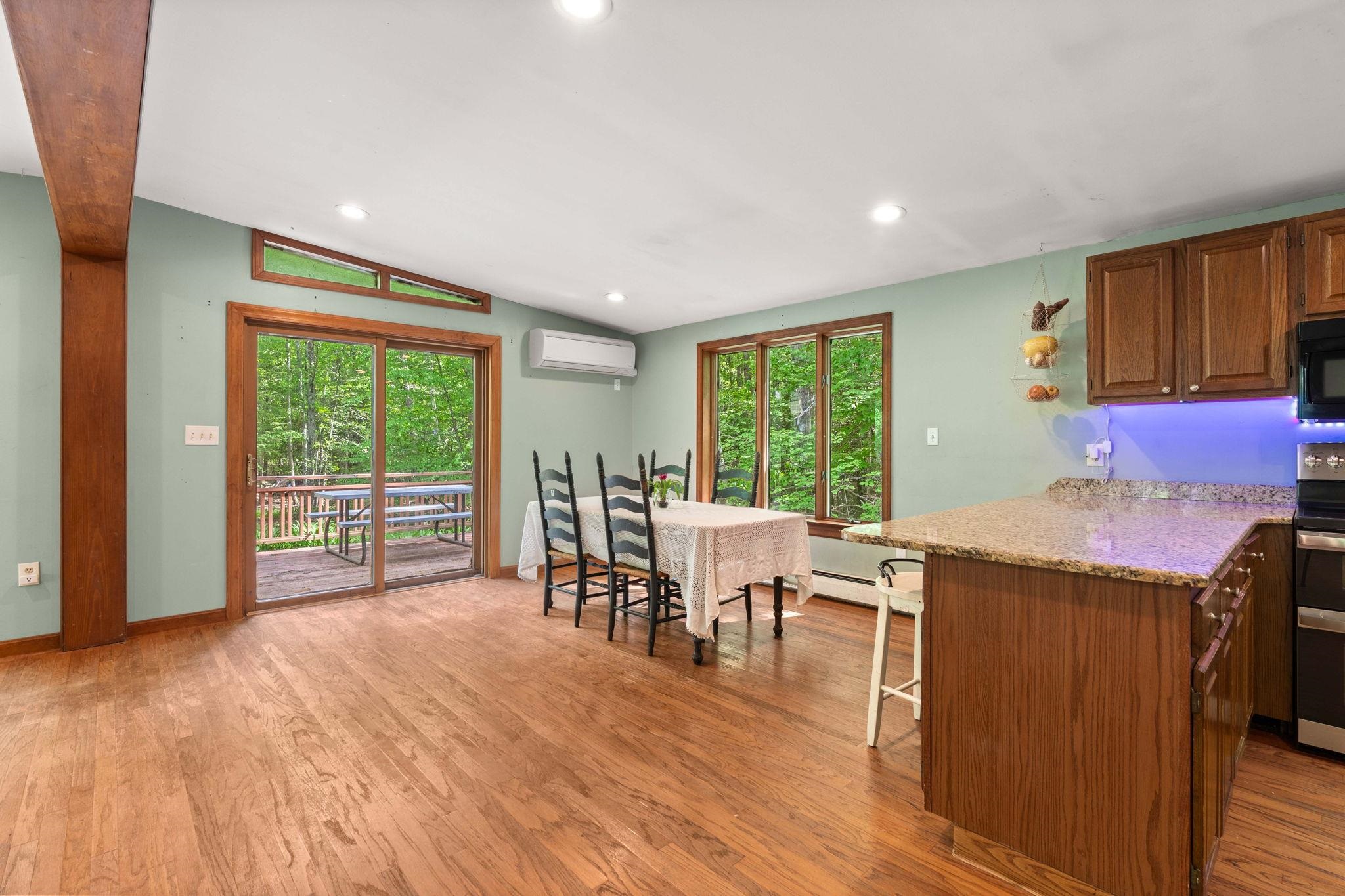 540 Main Street Sandown, NH 03873 - Photo 12 of 49