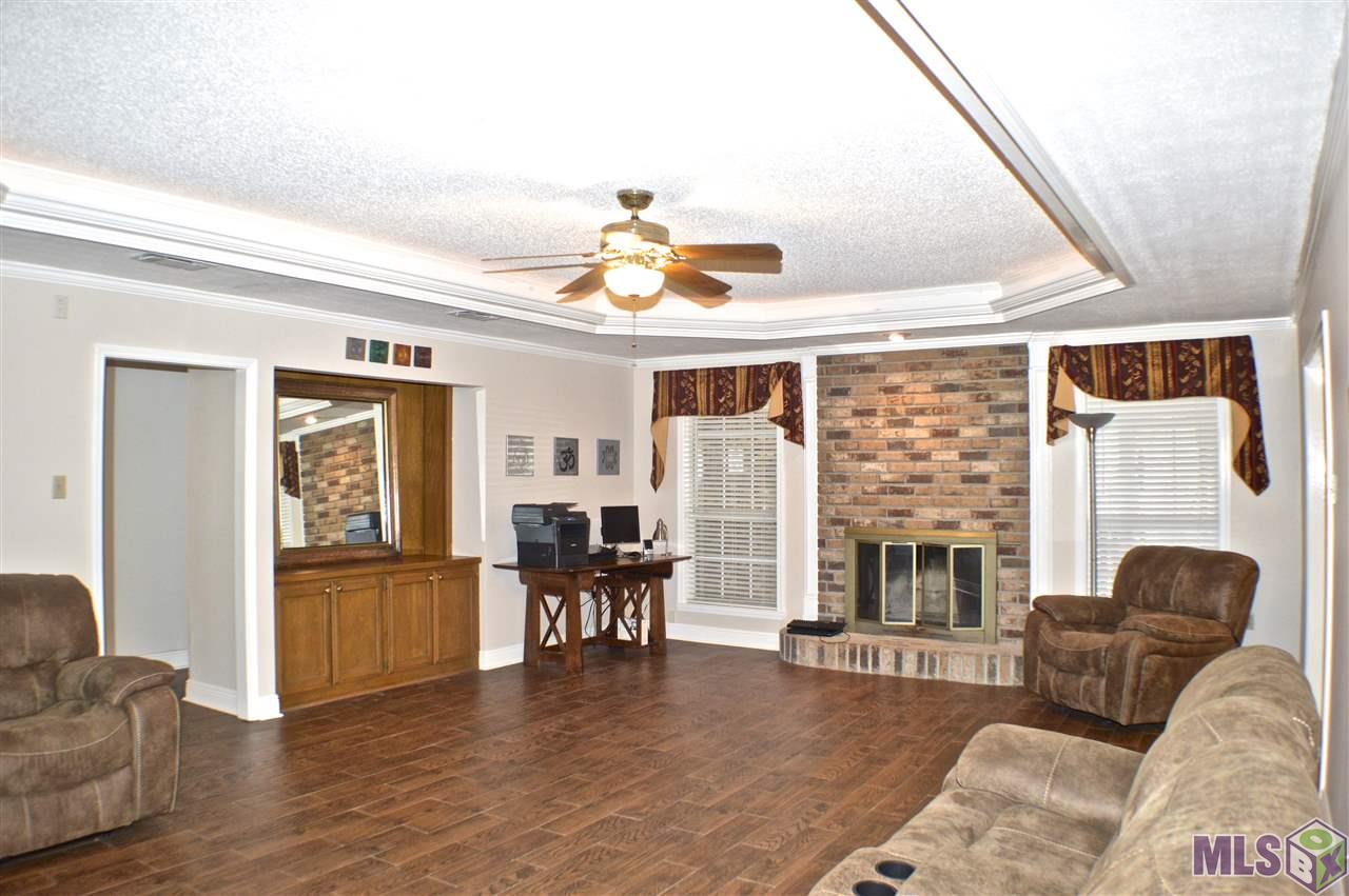 17044 West Swamp Road Prairieville, LA 70769 - Photo 5 of 30 Gallery Image 5