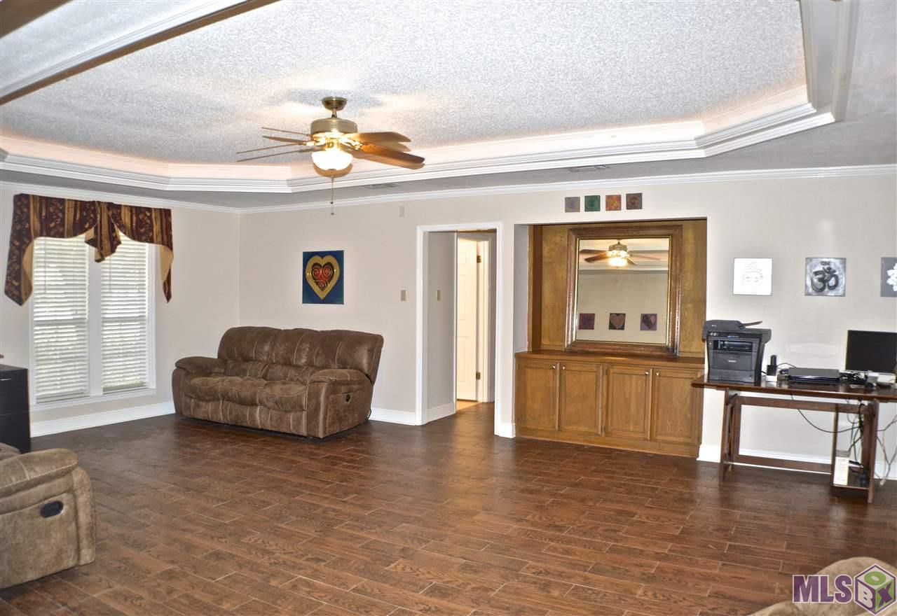 17044 West Swamp Road Prairieville, LA 70769 - Photo 8 of 30 Gallery Image 8