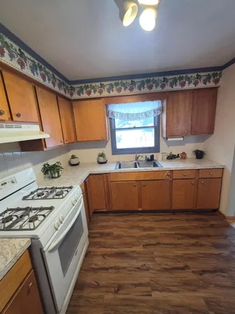 $114,900 | 1841 West Revere Street, Freeport, IL 61032