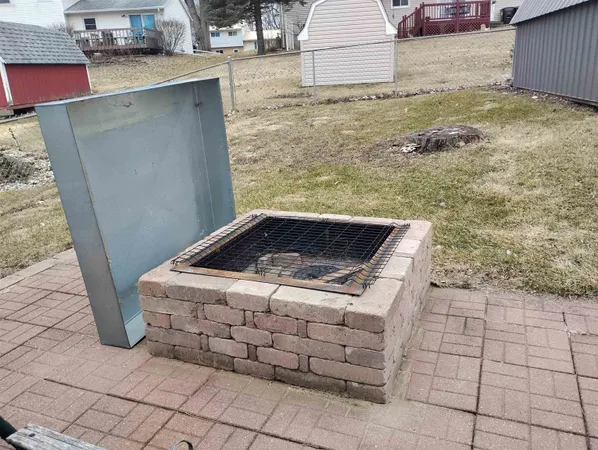 $114,900 | 1841 West Revere Street, Freeport, IL 61032