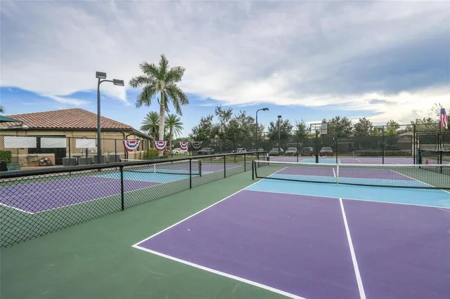 $390,000 | 6650 Willowshire Way, Bradenton, FL 34212